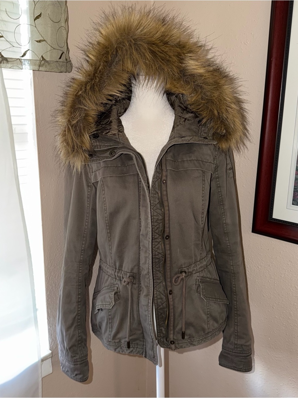 Vintage Y2K Abercrombie & Fitch 2000s Faux Fur Hooded Zip Up Jacket
